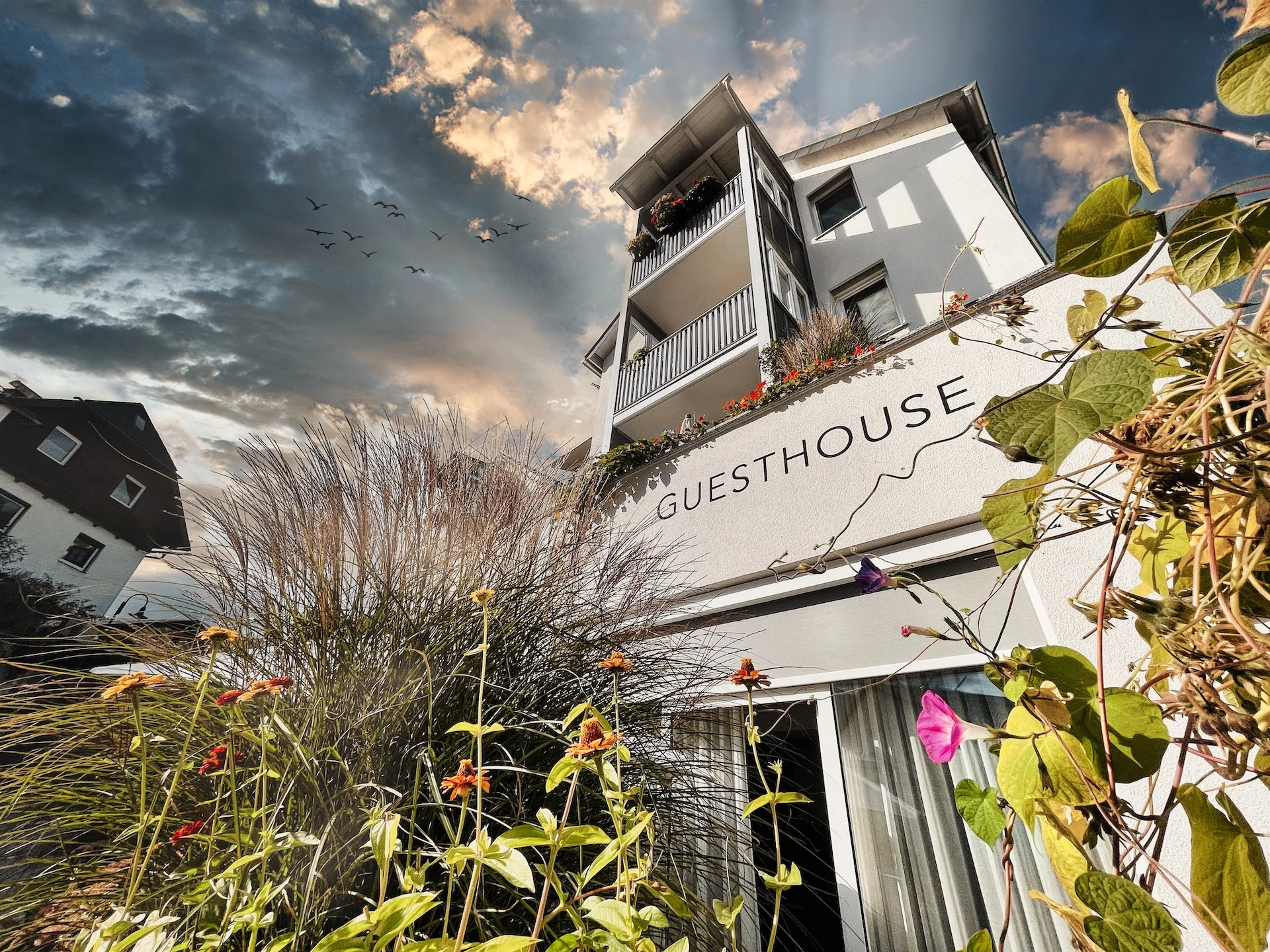 38 LET LOIDLs Guesthouse Trapez 11